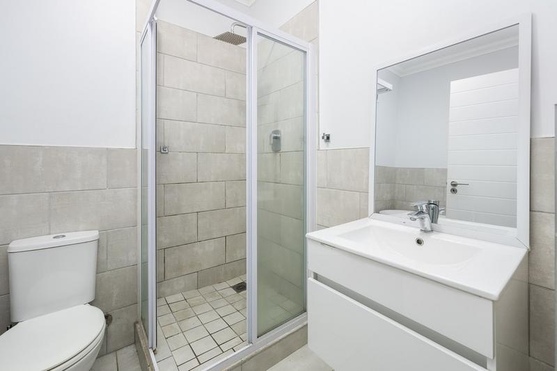 2 Bedroom Property for Sale in Vredekloof Heights Western Cape